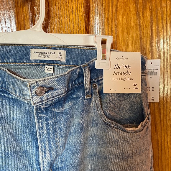 Abercrombie & Fitch Denim - New Abercrombie & Fitch Curve Love Ultra High Rise 90s Straight Jean